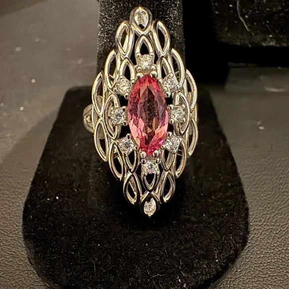 Elegant Pink topaz and sterling Silver Women's Ring - Picture 4 of 5